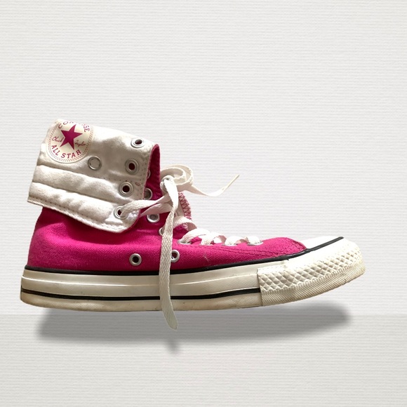 SOLD 💐 Limited Edition Converse Chuck Taylors - Picture 9 of 10
